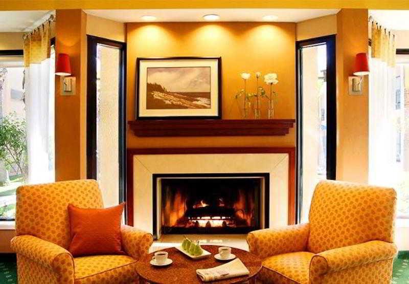 Courtyard By Marriott Dallas Richardson At Spring Valley Dış mekan fotoğraf